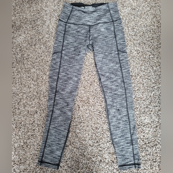 Victoria's Secret Other - Victoria's Secret sport Knockout leggings